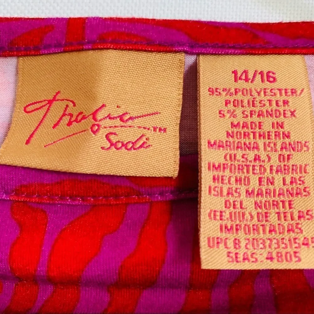 Thalia Sodi Purple & Red. Bell Sleeve Tee - Picture 3 of 4